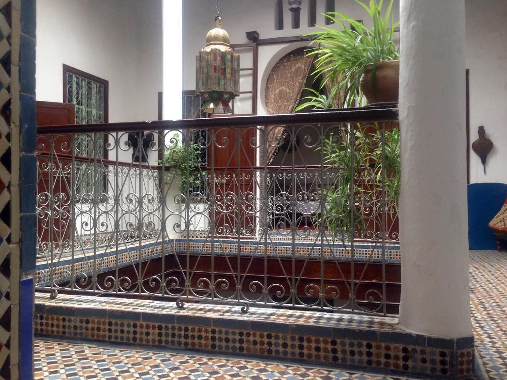 Hotel Riad Dalia Тетуан Экстерьер фото